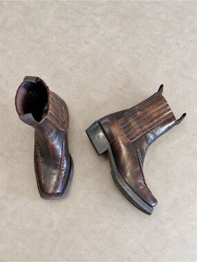 Women’s Brown Leather Western Pull-On Boots